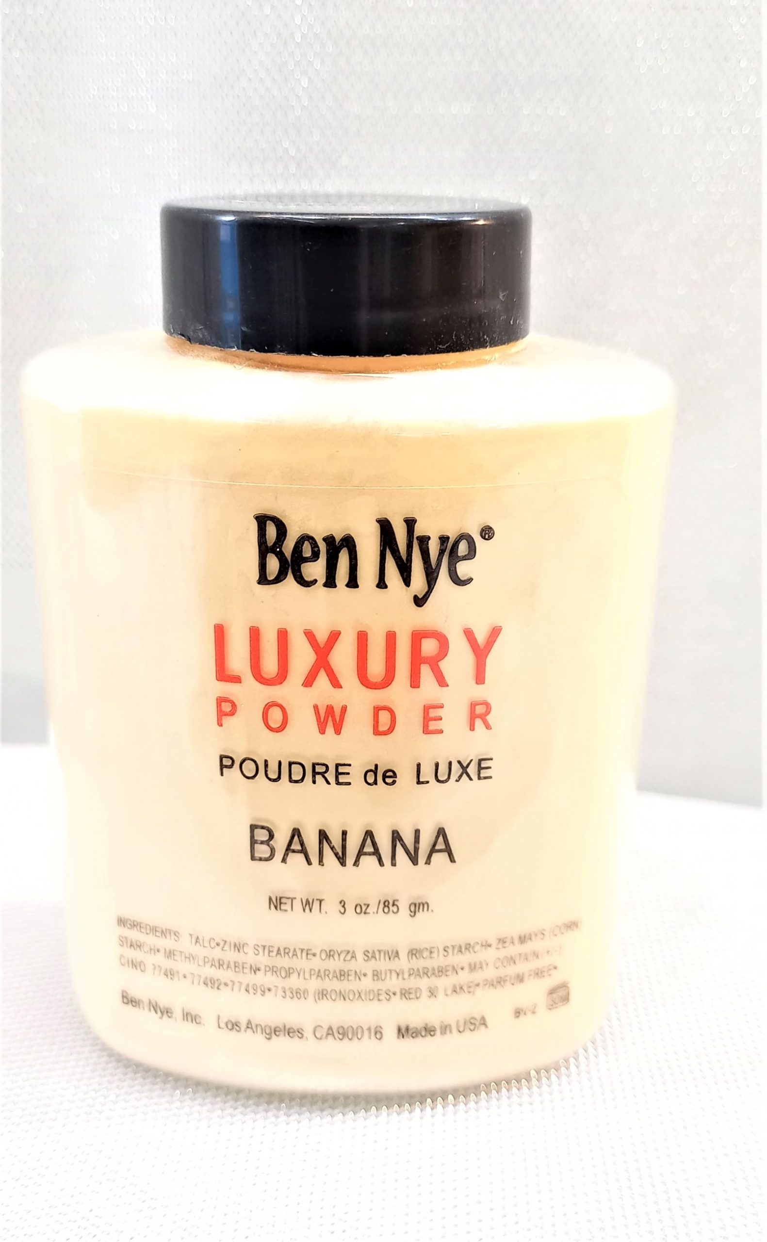 Ben Nye Banana Light Luxery Powder 85G